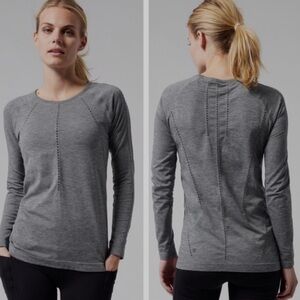 Athleta Gray Long Sleeve Shirt